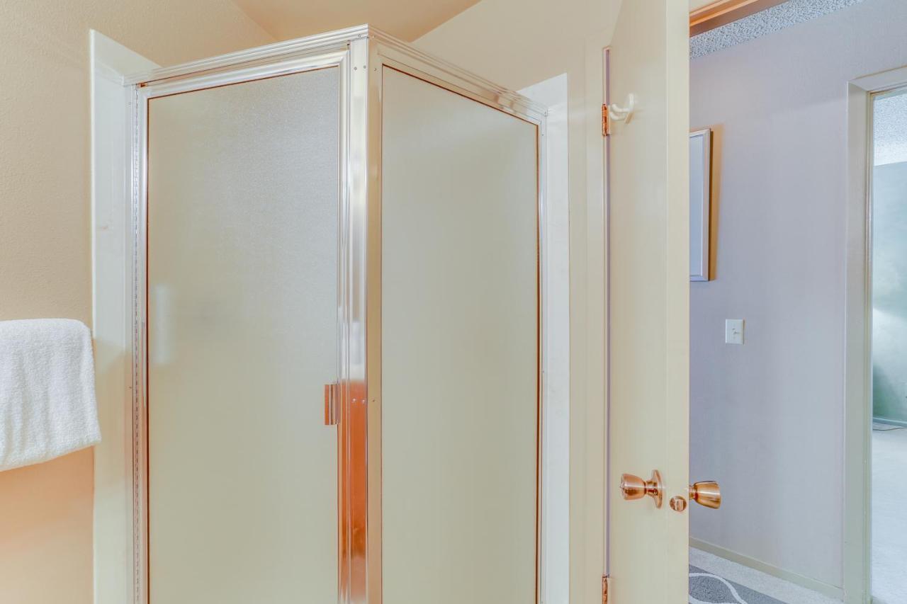 Отель Fairway Estates Retreat Welches Экстерьер фото